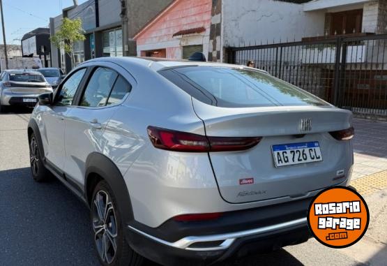 Autos - Fiat Fastback 2024 Nafta 3140Km - En Venta