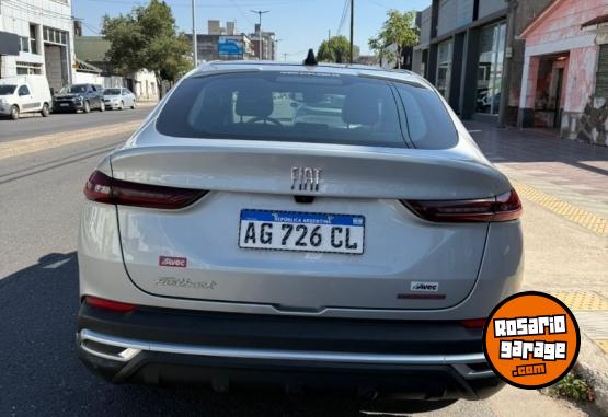 Autos - Fiat Fastback 2024 Nafta 3140Km - En Venta