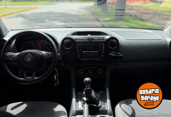Camionetas - Volkswagen Amarok 2016 Diesel 233000Km - En Venta