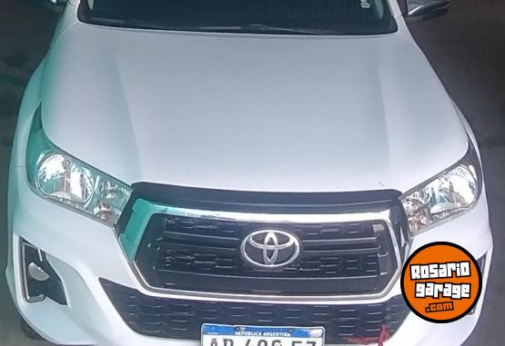 Camionetas - Toyota Hilux 2019 Diesel 130000Km - En Venta