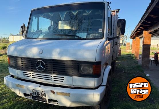 Camiones y Gr�as - Mercedes Benz 710 1998 - En Venta
