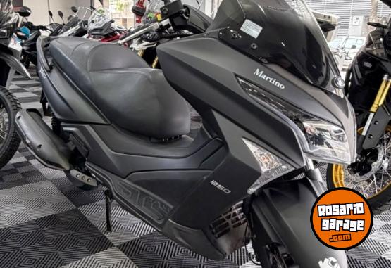 Motos - Kymco X TOWN 250 2025 Nafta 3100Km - En Venta