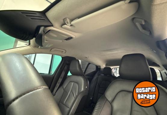 Autos - Volvo XC 40 2022 Nafta 60000Km - En Venta