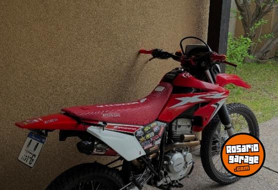 Motos - Honda XR 250 2017 Nafta 22700Km - En Venta