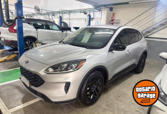 Camionetas - Ford Kuga 2.5 4x2 2020 Nafta 98896Km - En Venta