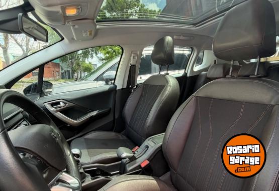 Autos - Peugeot 2008 2020 Nafta 74900Km - En Venta