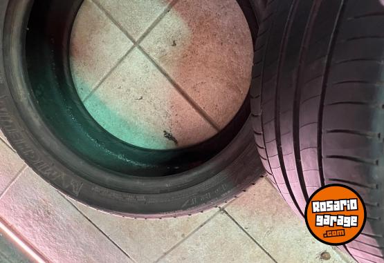 Accesorios para Autos - Neumáticos 225/45/17 y 265/60/18 - En Venta
