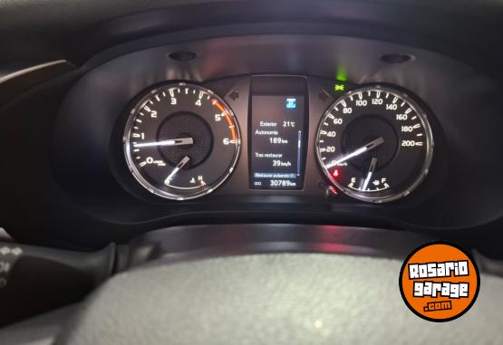 Camionetas - Toyota hilux 2023 Diesel 30700Km - En Venta