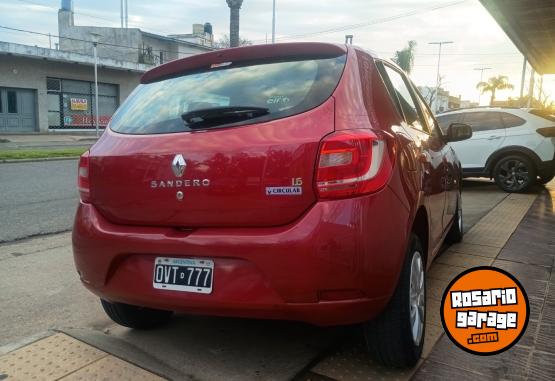 Autos - Renault Sandero DYNAMIQUE 2015 Nafta 80000Km - En Venta