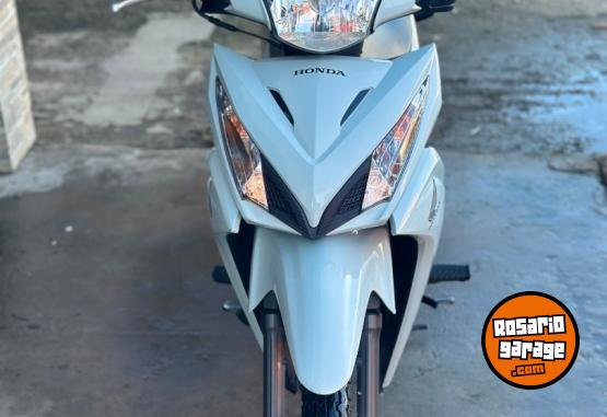 Motos - Honda Wave’s 2024 Nafta 5000Km - En Venta