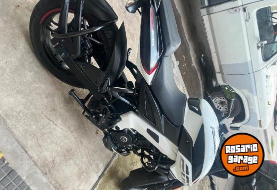 Motos - Bajaj Rouser ns 200 2024 Nafta 9000Km - En Venta