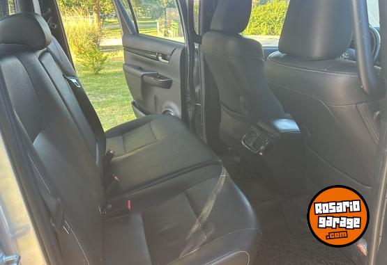 Camionetas - Toyota Hilux 2019 Diesel 95000Km - En Venta