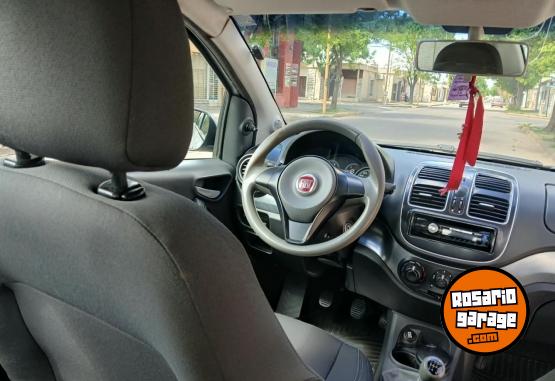 Autos - Fiat Grand Siena 1.4 2013 Nafta 85600Km - En Venta