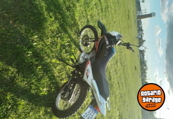 Motos - Motomel Skua 2024 Nafta 250Km - En Venta