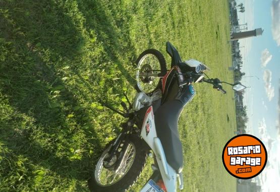 Motos - Motomel Skua 2024 Nafta 250Km - En Venta