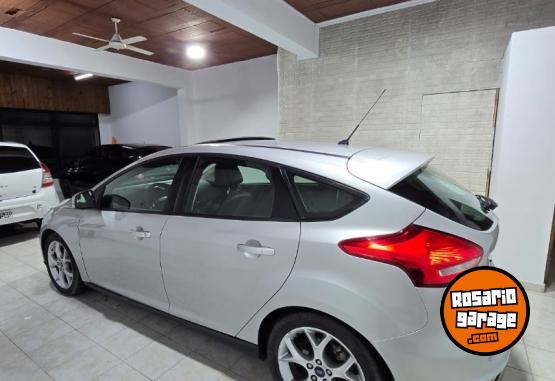 Autos - Ford Focus Se Plus 2015 Nafta 160000Km - En Venta
