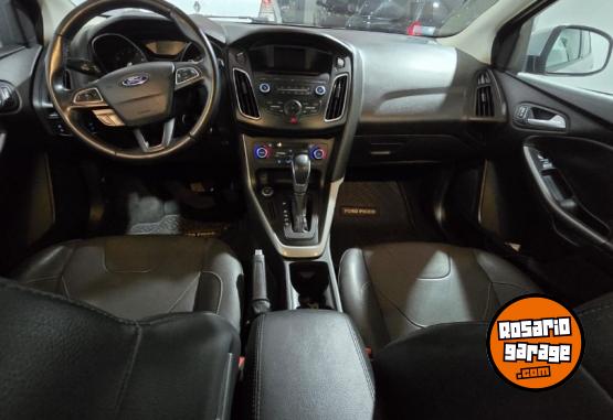 Autos - Ford Focus Se Plus 2015 Nafta 160000Km - En Venta