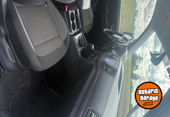 Camionetas - Volkswagen AMAROK CONFORLINE 2.0 TDI 2017 Diesel 290000Km - En Venta