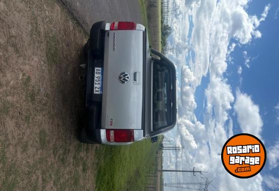 Camionetas - Volkswagen AMAROK CONFORLINE 2.0 TDI 2017 Diesel 290000Km - En Venta