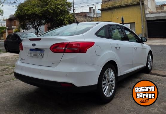 Autos - Ford Focus 2017 Nafta 159000Km - En Venta