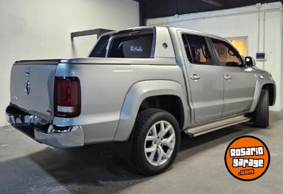 Camionetas - Volkswagen Amarok V6 Highline 3.0 2022 Diesel 96000Km - En Venta