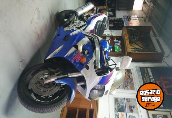 Motos - Suzuki Gsxr750 93 1993 Nafta 60000Km - En Venta