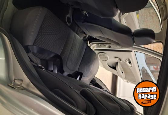 Autos - Fiat Palio Attractive 1.4 2016 Nafta 110000Km - En Venta
