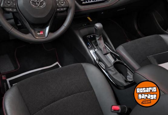Autos - Toyota COROLLA GR-SPORT 2025 Nafta 9500Km - En Venta