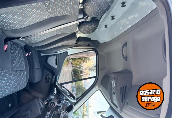 Utilitarios - Renault Máster furgón 2015 Diesel 293400Km - En Venta