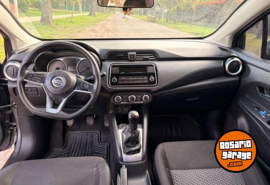 Autos - Nissan Versa 2021 Nafta 131000Km - En Venta