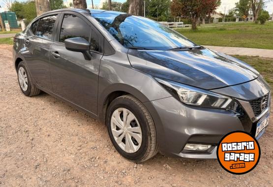 Autos - Nissan Versa 2021 Nafta 131000Km - En Venta