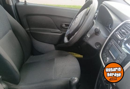 Autos - Renault Sandero 2016 Nafta 100000Km - En Venta