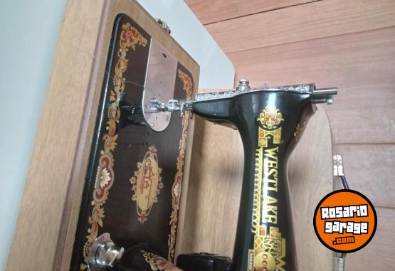 Hogar - Máquina de Coser Electrica - En Venta