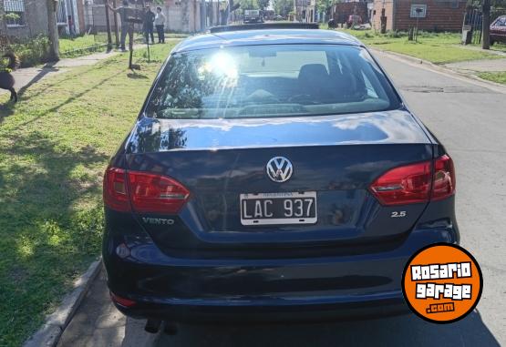 Autos - Volkswagen Luxury 2012 Nafta 122330Km - En Venta