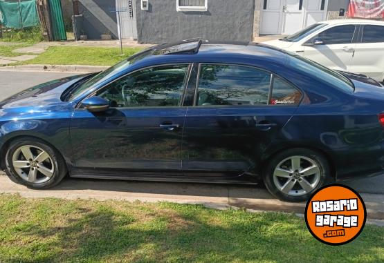 Autos - Volkswagen Luxury 2012 Nafta 122330Km - En Venta