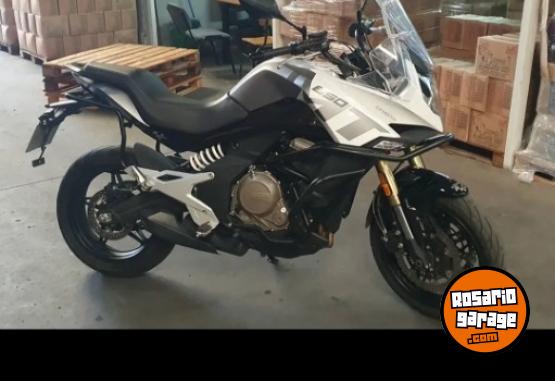 Motos - CF MT 650 2024 Nafta 5000Km - En Venta