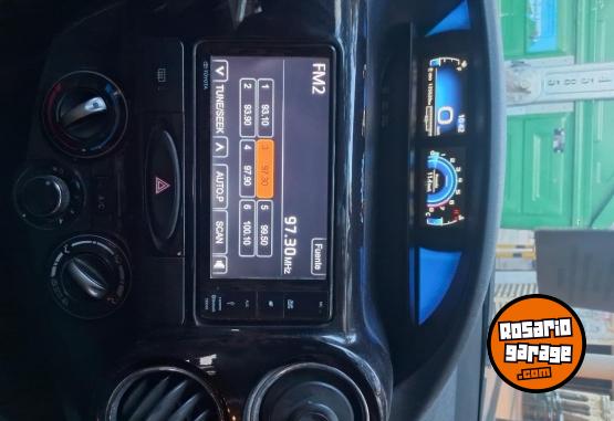 Autos - Toyota Etios 2017 Nafta 130000Km - En Venta