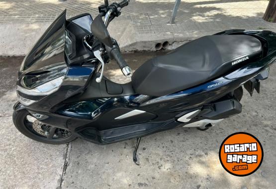 Motos - Honda PCX 2020 Nafta 25000Km - En Venta