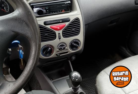 Autos - Fiat Siena 2009 Nafta 370000Km - En Venta
