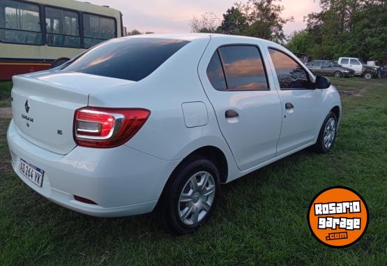 Autos - Renault Logan authentic 2018 Nafta 74000Km - En Venta