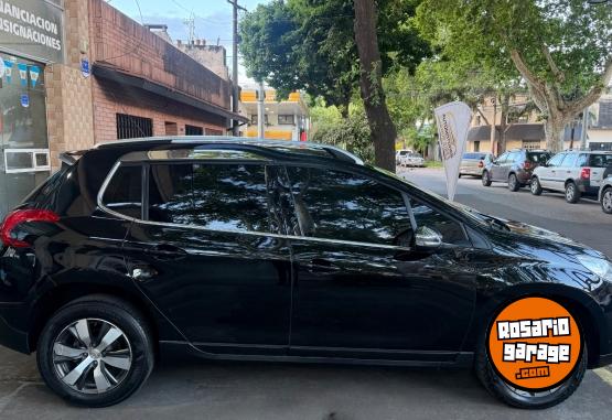 Autos - Peugeot 2008 feline 2017 Nafta 90000Km - En Venta