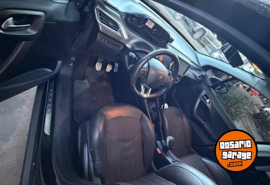 Autos - Peugeot 2008 feline 2017 Nafta 90000Km - En Venta