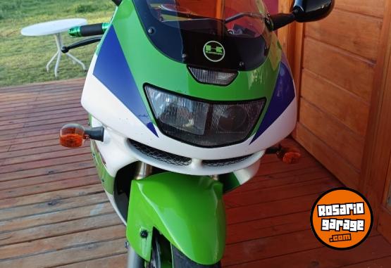 Motos - Kawasaki ZX9R 1995 Nafta 120000Km - En Venta