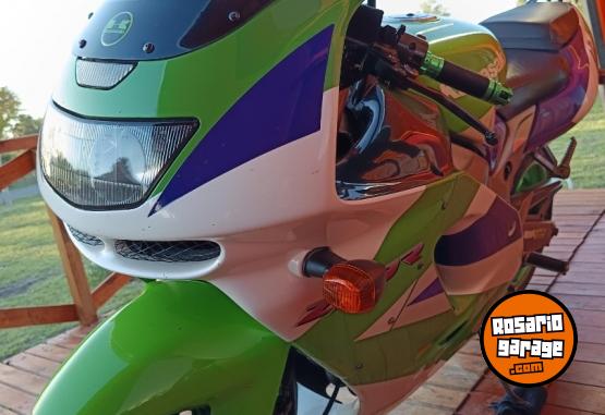 Motos - Kawasaki ZX9R 1995 Nafta 120000Km - En Venta