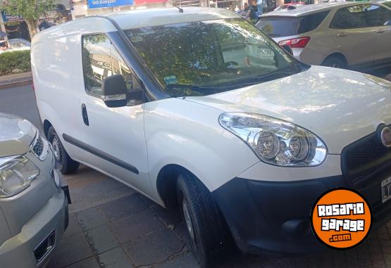 Utilitarios - Fiat Doblo NO kangoo partner 2013 GNC - En Venta