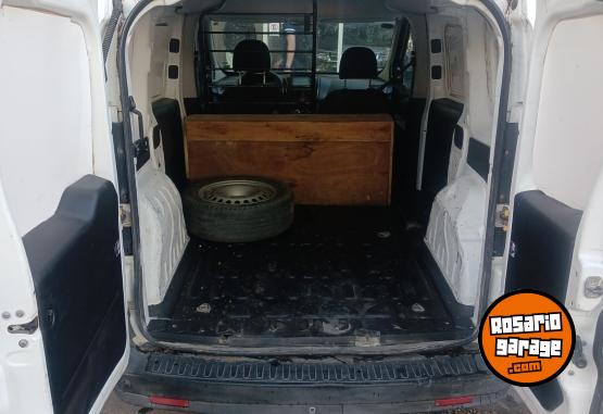 Utilitarios - Fiat Doblo NO kangoo partner 2013 GNC - En Venta