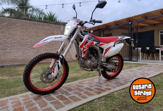 Motos - RVM Cz250T 2023 Nafta 500Km - En Venta