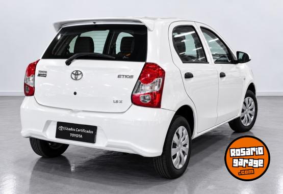 Autos - Toyota ETIOS X MT 5P 2023 Nafta 86771Km - En Venta