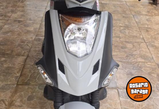 Motos - Kymco Agility 125 2024 Nafta 9800Km - En Venta
