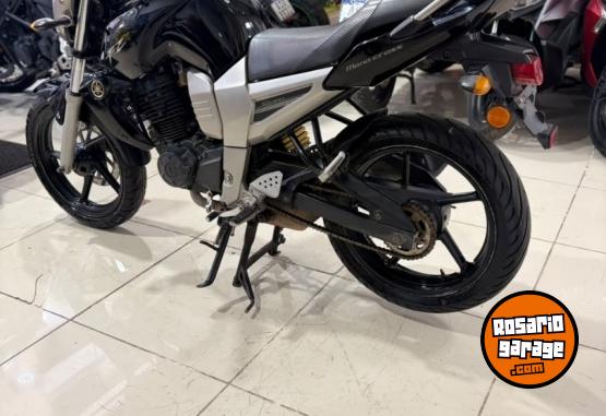 Motos - Yamaha FZ 16 2011 Nafta 28000Km - En Venta